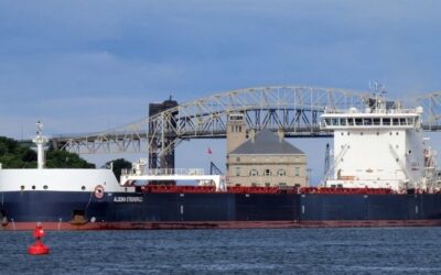 Công ty Vận tải biển Canada bị phạt vì vi phạm Đạo luật nước sạch