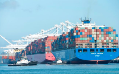 Sự bùng nổ nhập khẩu của Hoa Kỳ đạt một tầm cao mới, các tàu xếp hàng để vào các cảng tắc nghẽn