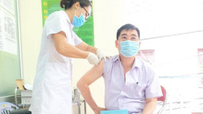 Những đơn vị hàng hải đầu tiên được tiêm vắc xin phòng Covid-19