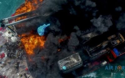 Tàu X-Press Pearl đang cháy có nguy cơ sắp bị chìm