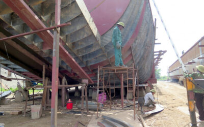 Thép tăng phi mã, thị trường đóng tàu… đóng băng